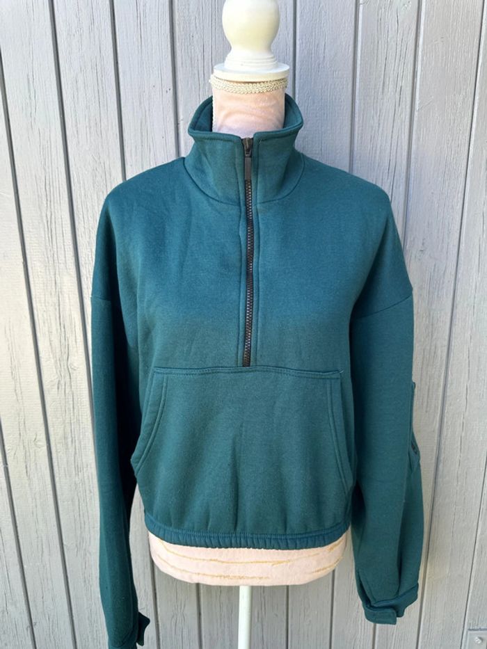 Sweat manches longues décolleté vert foncé - photo numéro 3
