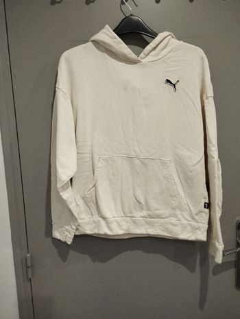 Pull à capuche en très bon état marque Puma taille S 