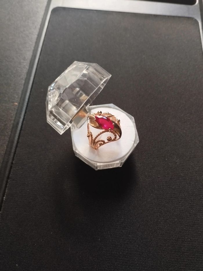 Bague vintage Marquise avec coffret cadeau