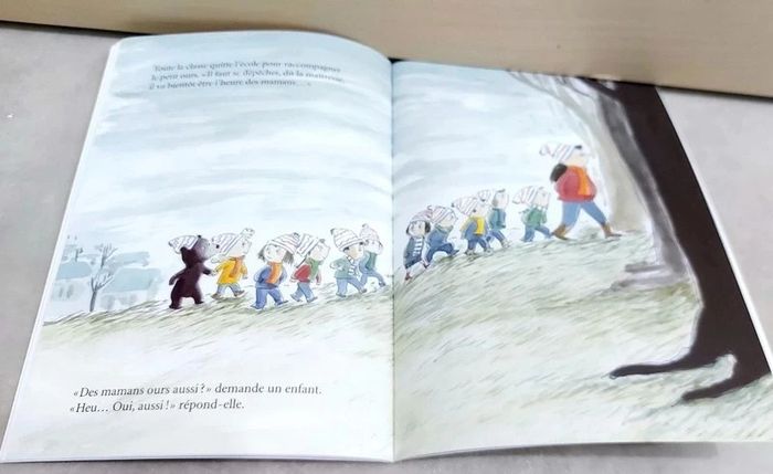 🌺 Livre (école des loisirs) : Un ours à l'école - photo numéro 3