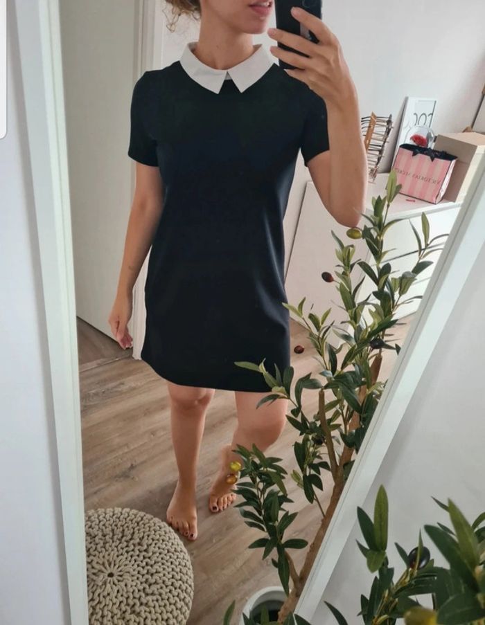 Robe noire et blanche zara