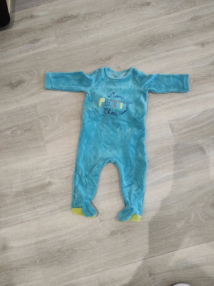 Pyjama une pièce 9 mois - photo numéro 2