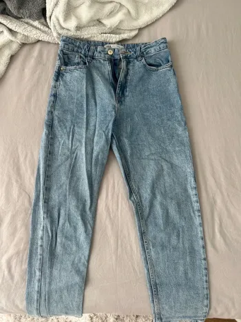 Jean mom Zara