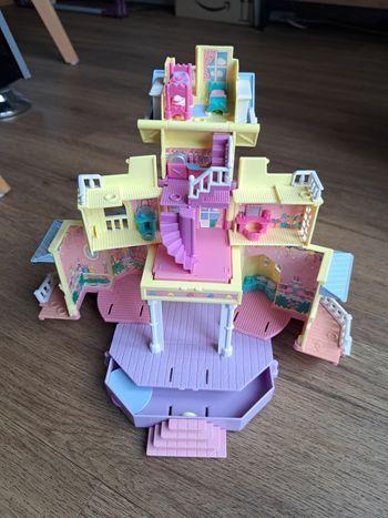 Polly pocket maison