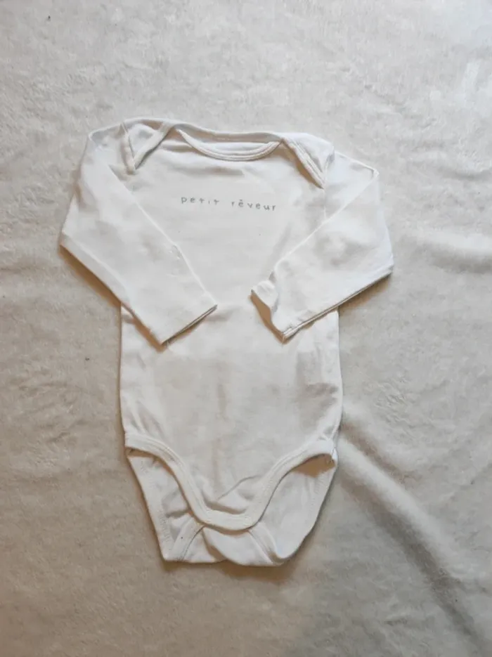 Lot pyjama body 9 mois - photo numéro 11