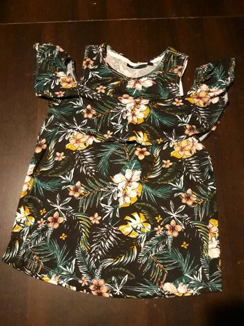 Haut taille S épaules dénudées