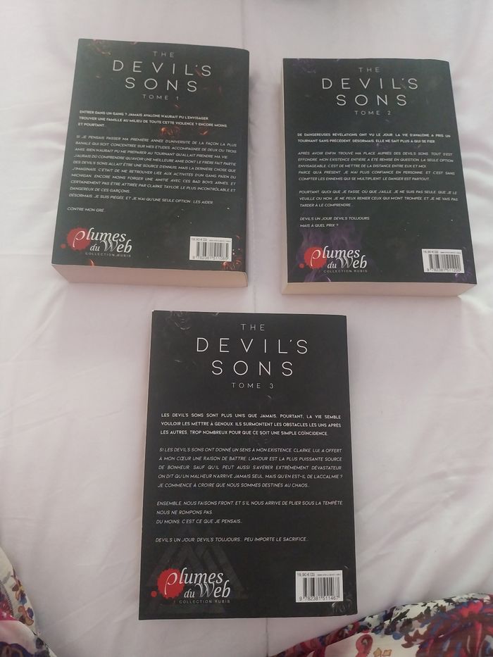 Romans The Devil's Sons tomes 1 à 3 Chloé Wallerand - photo numéro 3