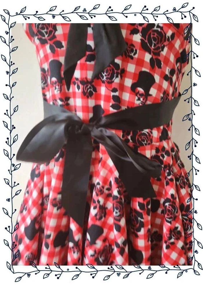 Robe vintage fleuri rétro - photo numéro 4