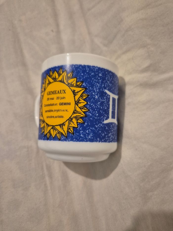 Un mug - photo numéro 2