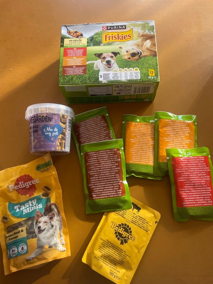Pâtée et friandises pour chiens