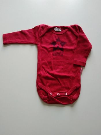 bodie body manches longues rouge absorba garcon 3 mois