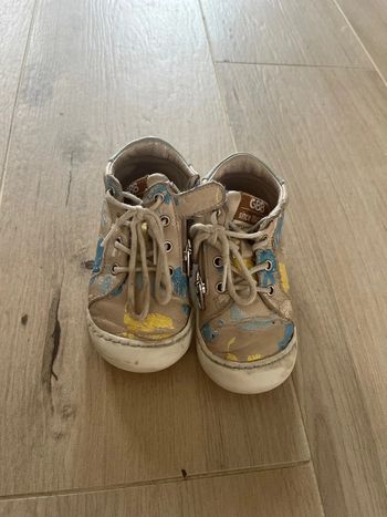 Chaussure GBB taille 23