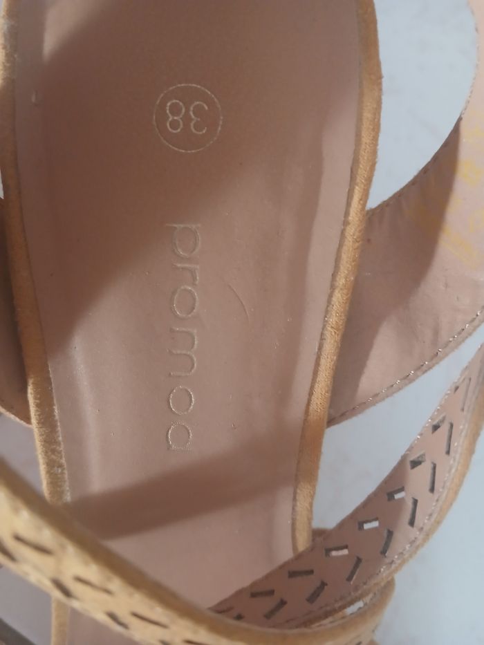 Chaussure à talon carré - photo numéro 5