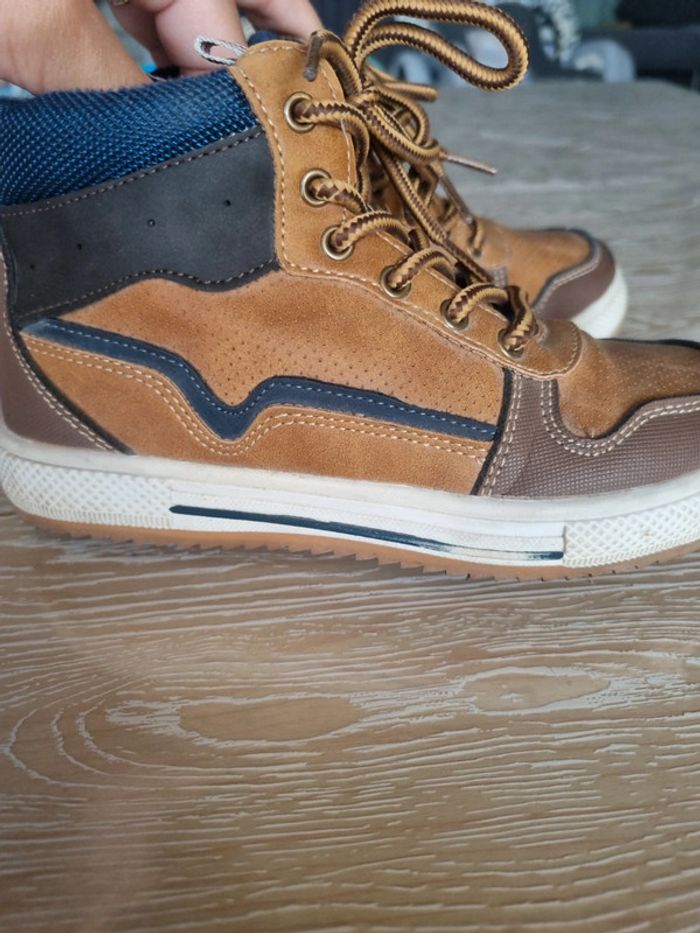 Chaussure montante t 30 - photo numéro 7