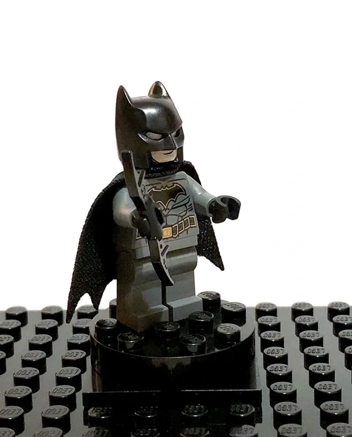 LEGO Marvel DC super heroes - Batman, type 3 Cowl - photo numéro 9