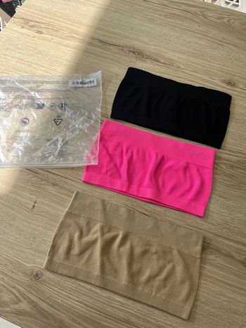 Lot 3 brassières taille xs neuf