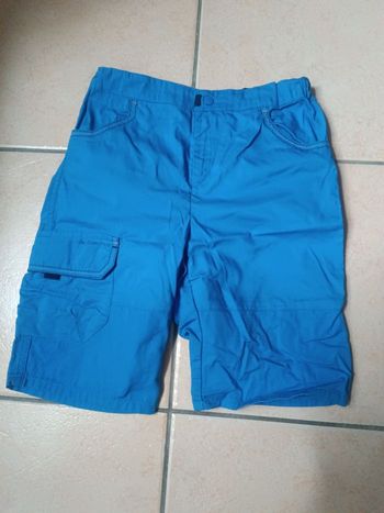 Short bleu Decathlon 8 ans