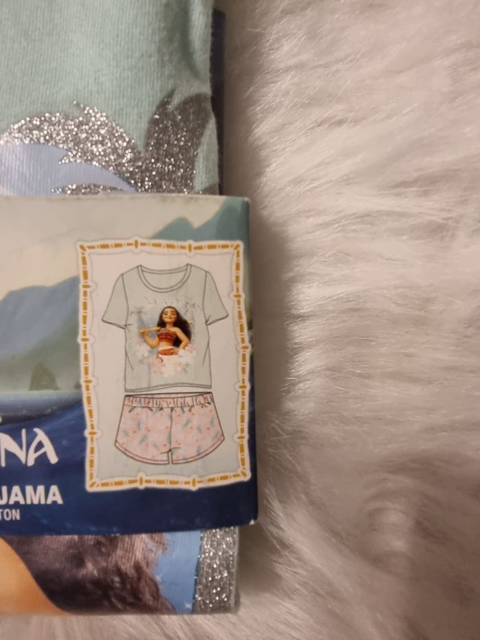 Neuf 💜💜😍 superbe pyjama 8 ans fille disney/vaina💜 💜😍🤩 - photo numéro 2