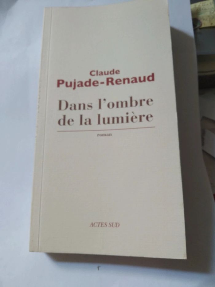 Dans l'ombre de la lumière