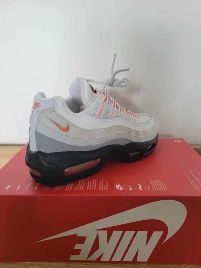 Nike Air Max 95 T37,5 100% Authentique - photo numéro 9