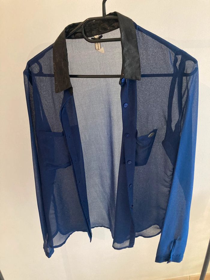 Chemise bleue kaporal transparente