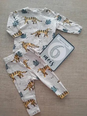 Ensemble 6 mois / 63-69 cm