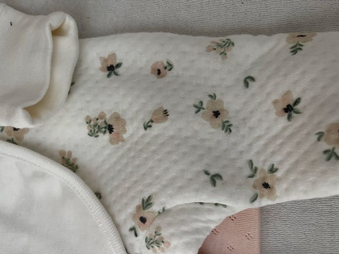 Lot Bodie pyjama bavoir - photo numéro 6