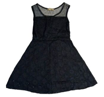 Robe noire 4 ans