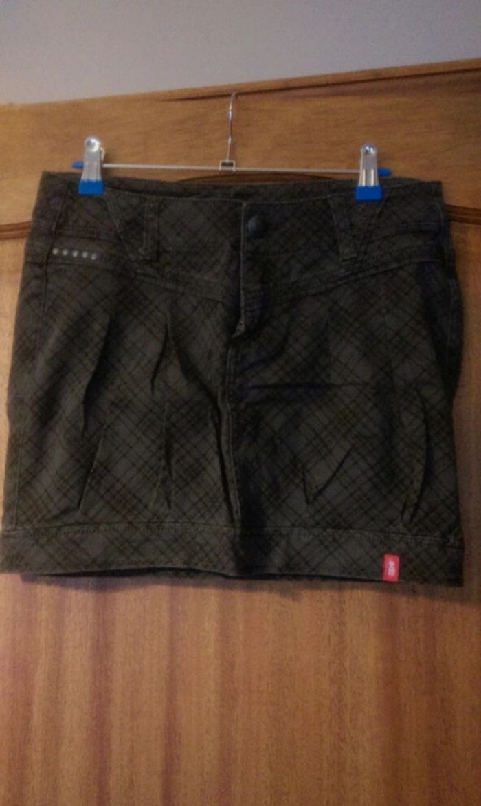 Jupe à carreaux grise