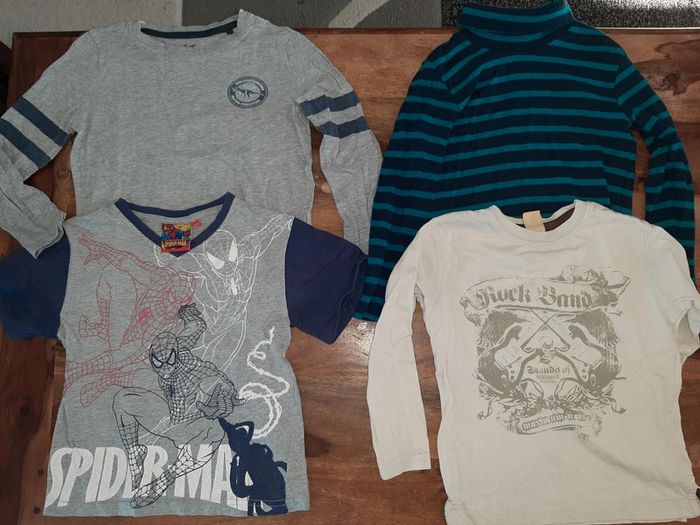 Lot de vêtements garçon 4 et 5 ans - photo numéro 6