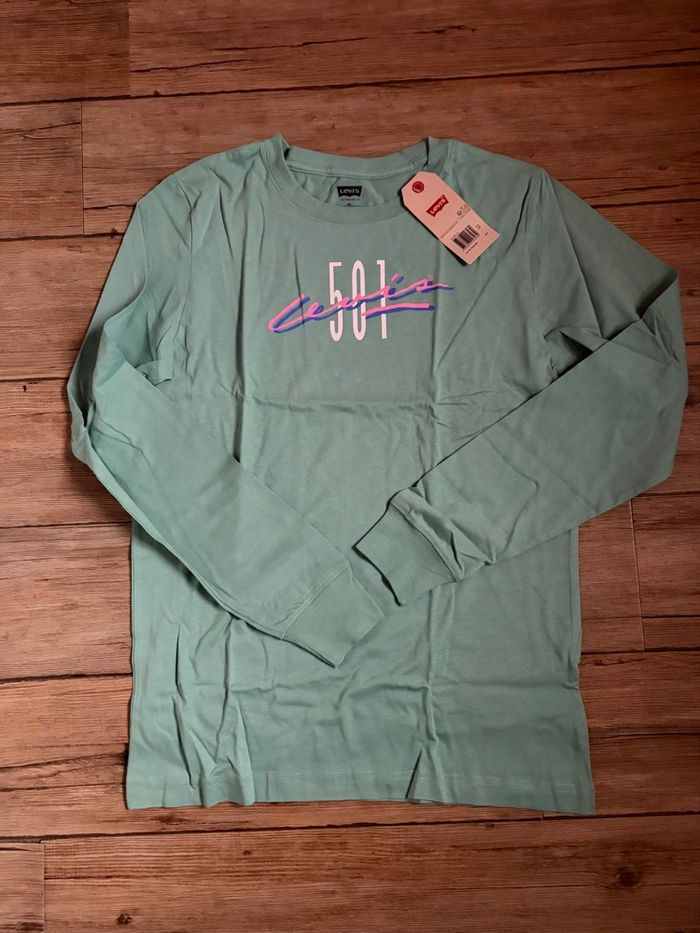 T-shirt Levi’s Kids taille 16 ans. Neuf étiqueté