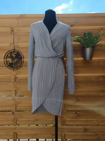 Superbe robe argentée taille S