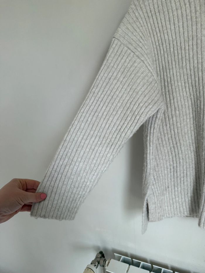 Pull About You - photo numéro 4