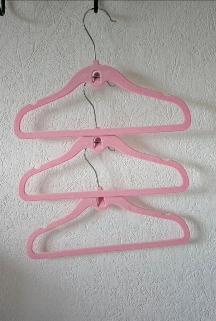 Lot de 30 cintres en velours - photo numéro 3
