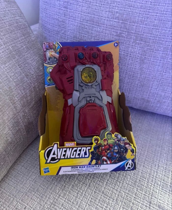 Marvel Avengers: Endgame, Gant d'infinité électronique Rouge avec lumières et Effets sonores, déguisement de Super-héros - photo numéro 2