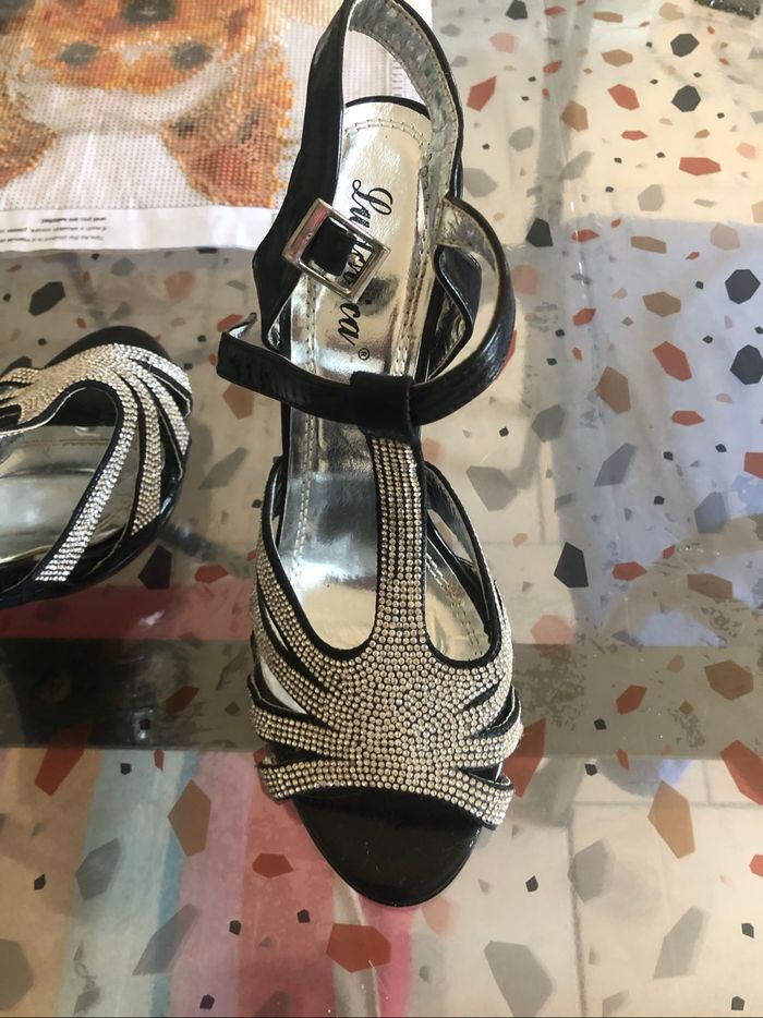 Magnifiques Sandales strass