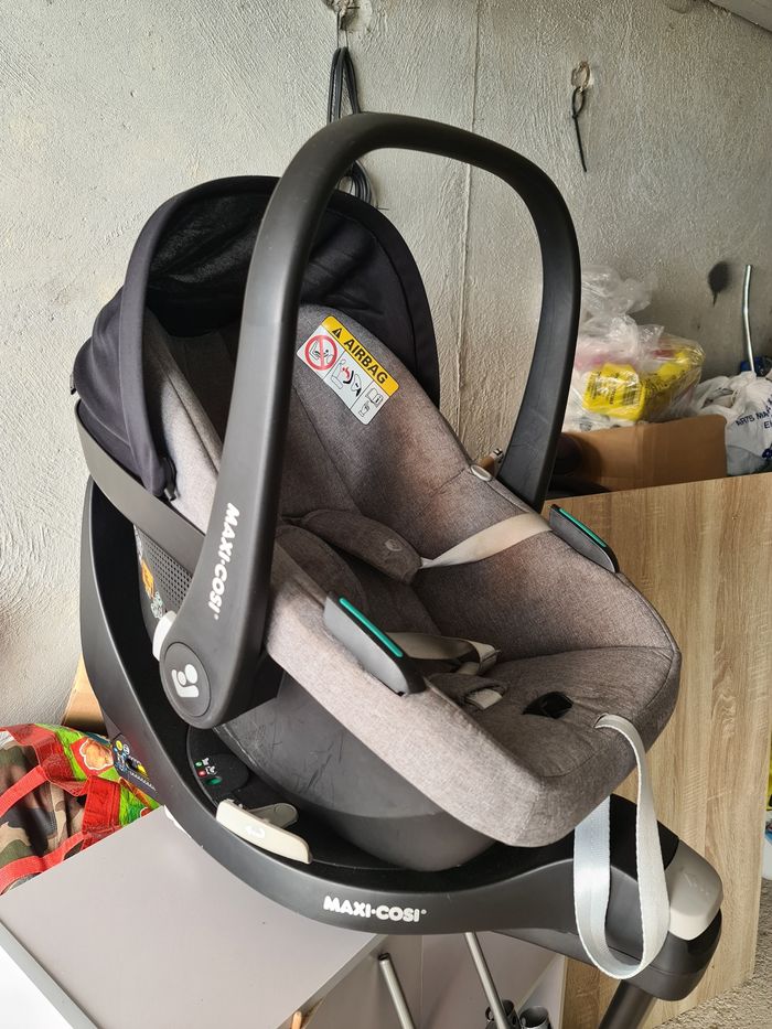 Siège Auto  socle 360 - photo numéro 10