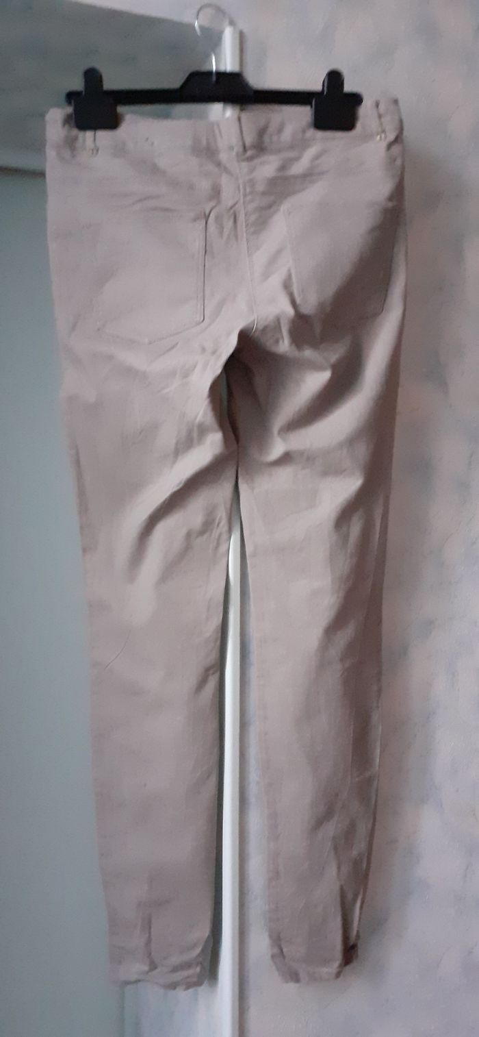 Jean femme taille 40 - photo numéro 2