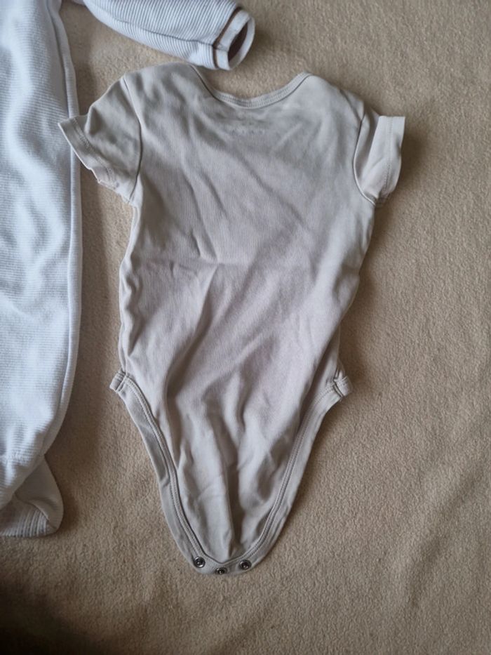 Lot 2 pyjamas 12 mois 1 pièce ouverture avant - photo numéro 11