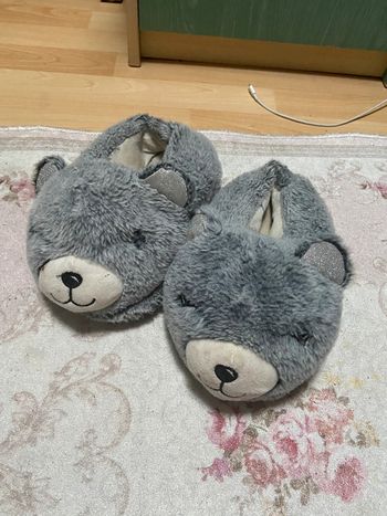 Pantoufle peluche