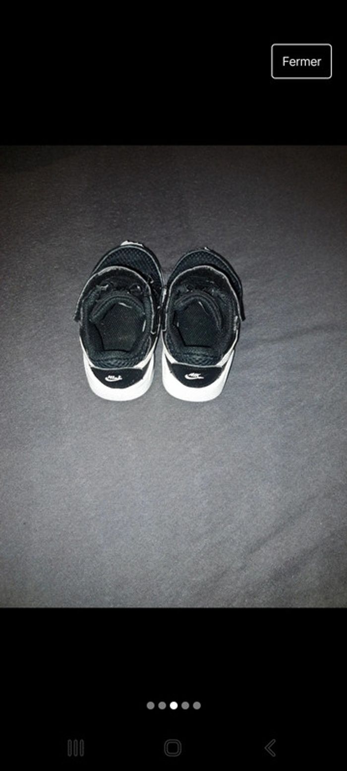 Lot de 3 paires de basket taille 21 - photo numéro 3