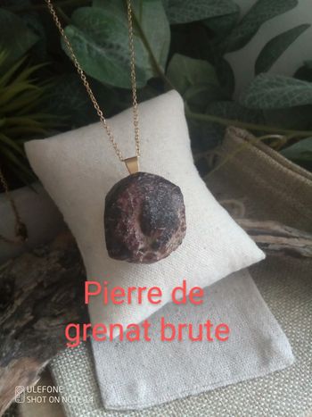 Collier pierre de grenat brute lithothérapie