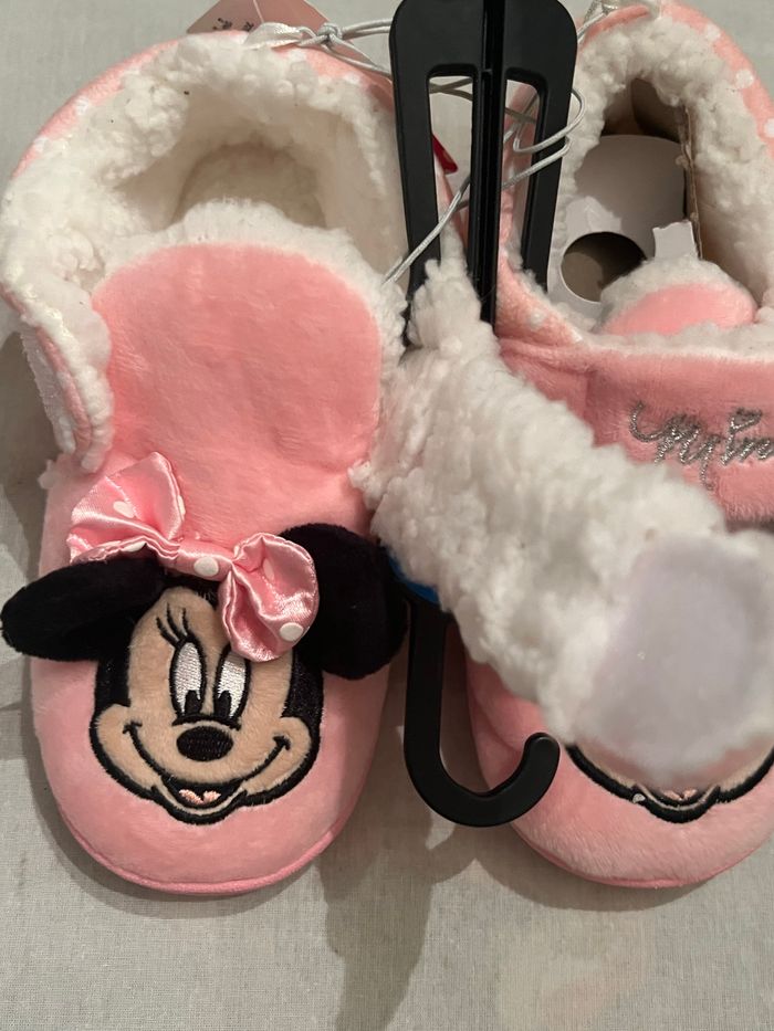 Chaussons pantoufles Minnie Mouse - photo numéro 6