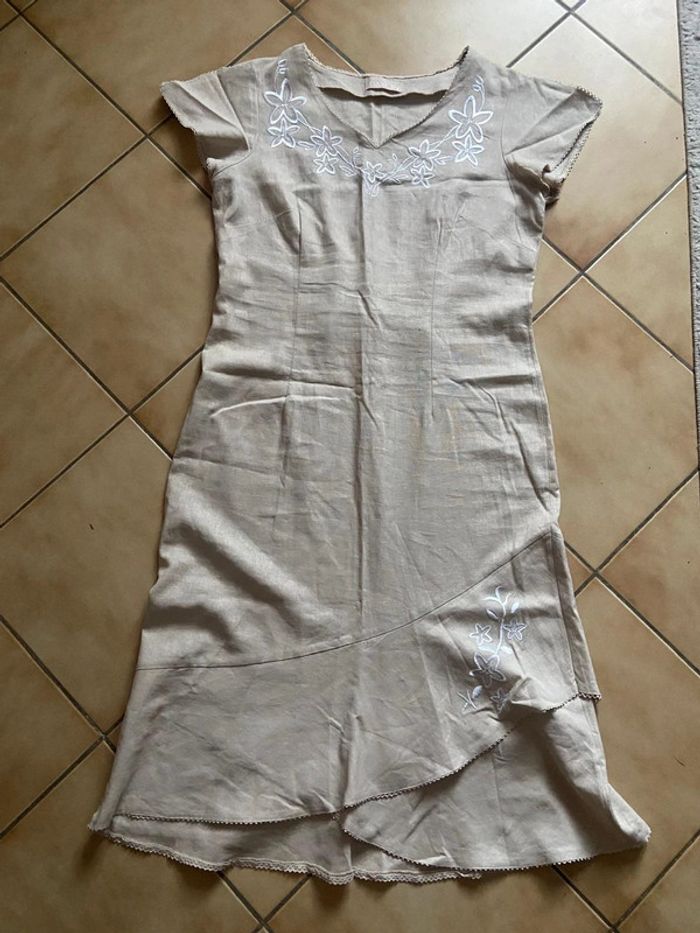 Robe neuve taille 44