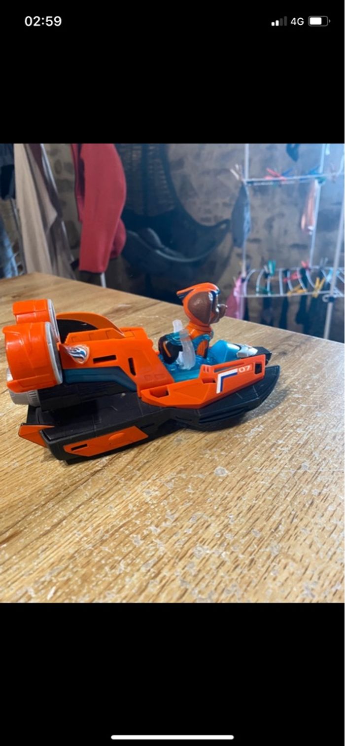 Vehicule + personnage paw patrol