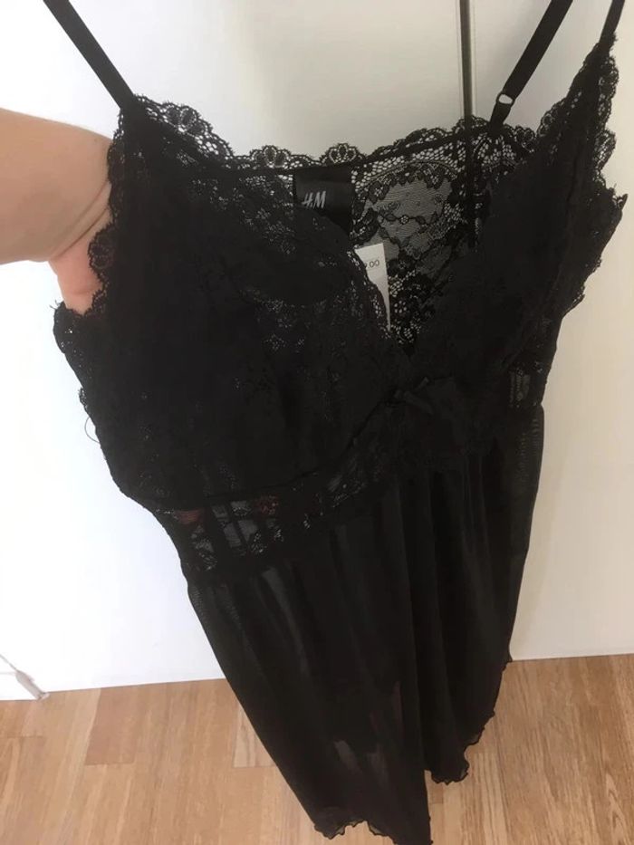 Nuisette en dentelle NEUVE - photo numéro 2