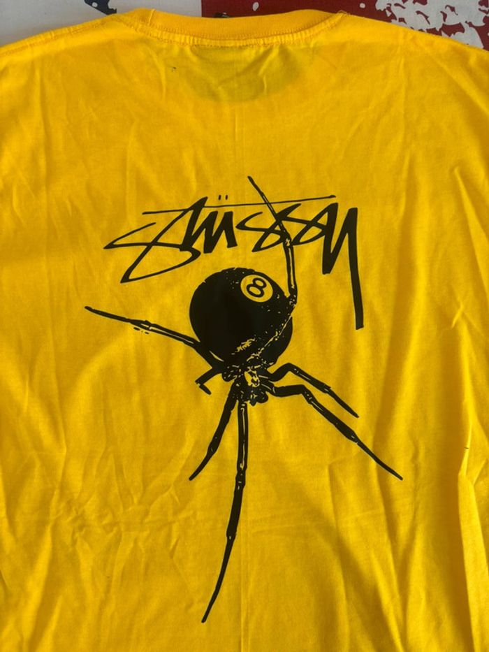 T-shirt Stussy Rework taille M/L jaune moutarde motif « araignée boule de billard n8 » - photo numéro 10
