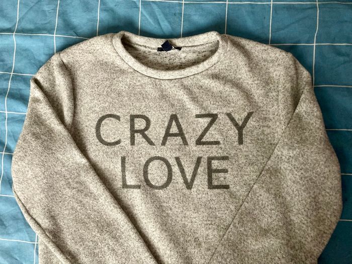 Sweat neuf - photo numéro 2