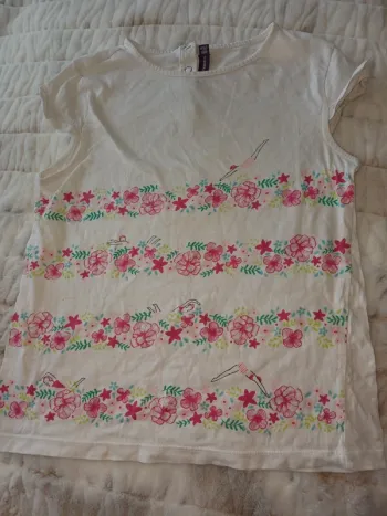 Superbe t shirt 8 ans fille