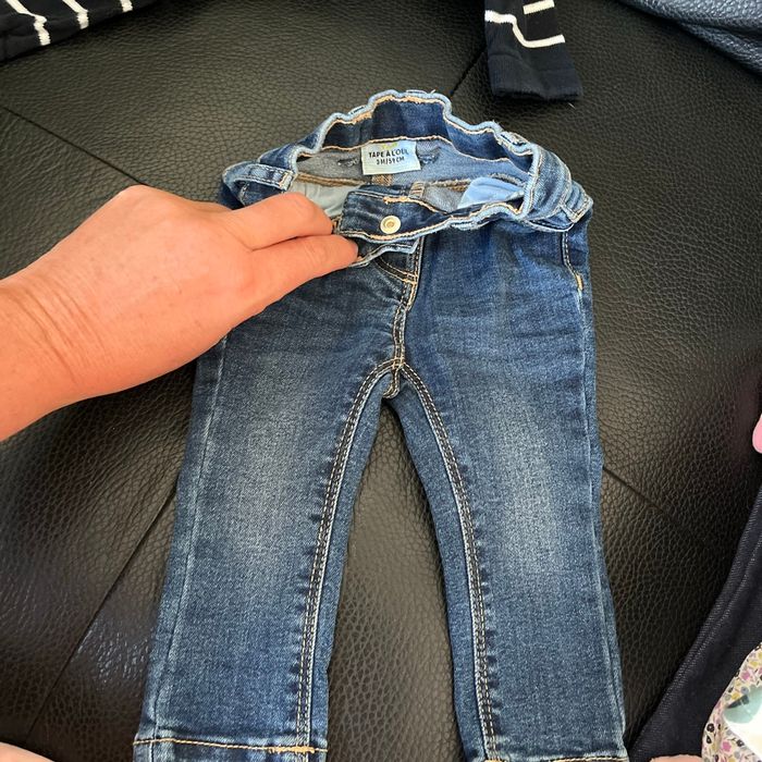 Pull et jeans - photo numéro 2